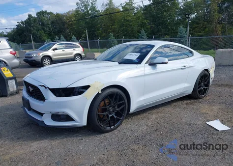 2016 Ford Mustang Ecoboost z USA, uszkodzony, nr VIN 1FA6P8TH4G5325680